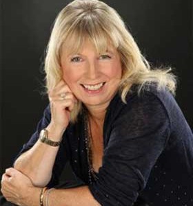 Cuppa and cake in the Cotswolds – JILL MANSELL