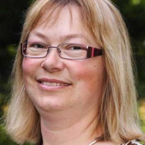 Nicola Cornick – Ashdown ‘House of Shadows’