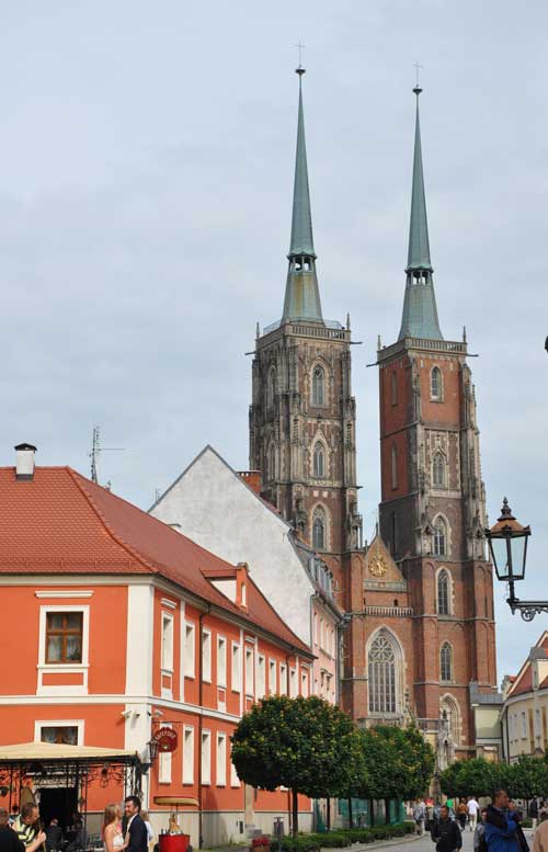 Breslau cathedral (c) Monkika-Jephcott-Thomas