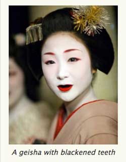 A Geisha with black teeth (c) Lesley Downer