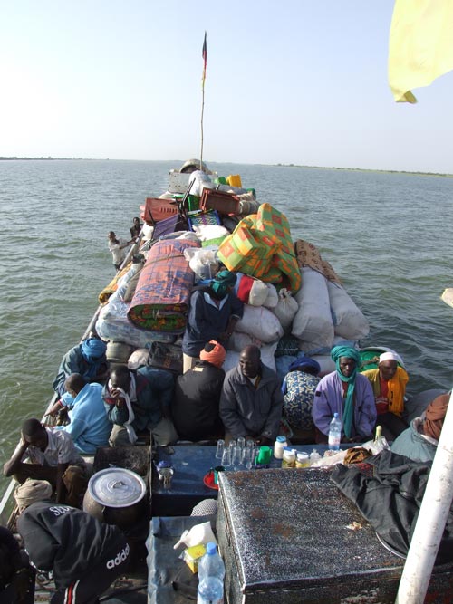 Pinasse-on-Niger-to-Timbuktu (c) Nick Jubber