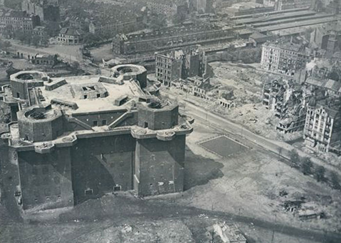 Flak Tower (c) Bild Archiv Kulterbesitz