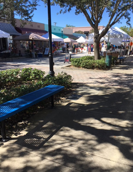 Clermont farmer’s market    (c) Steph Broadribb