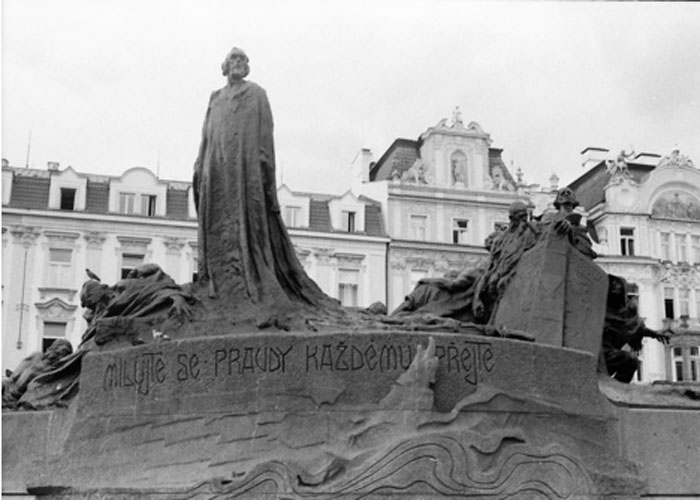The Jan Hus memorial in the Old Town Square (c) Rosie Sherwood. 