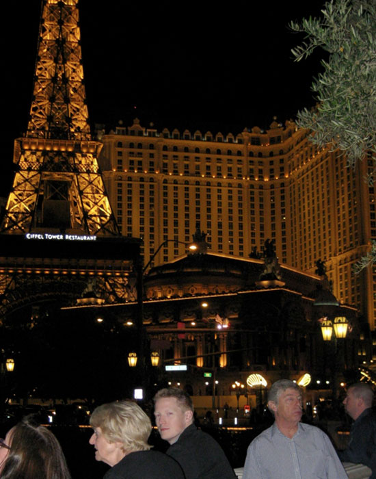Las Vegas Eiffel Tower (c) Rod Reynolds