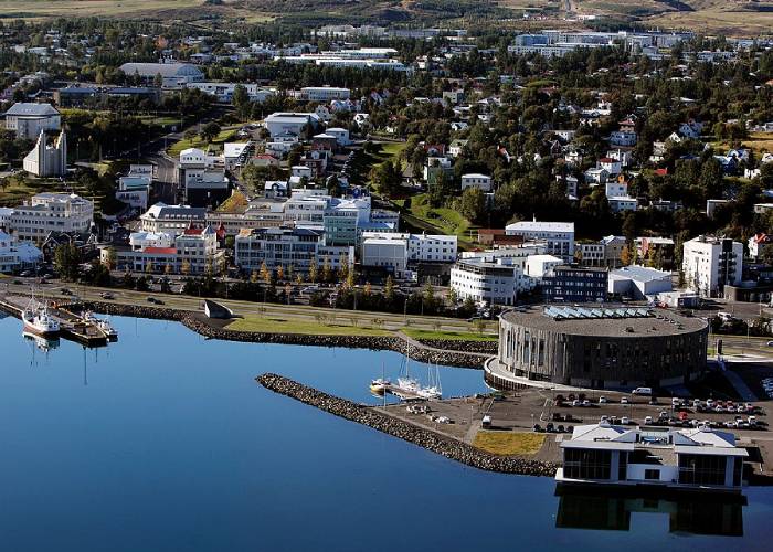 Akureyri (c) Wikipedia