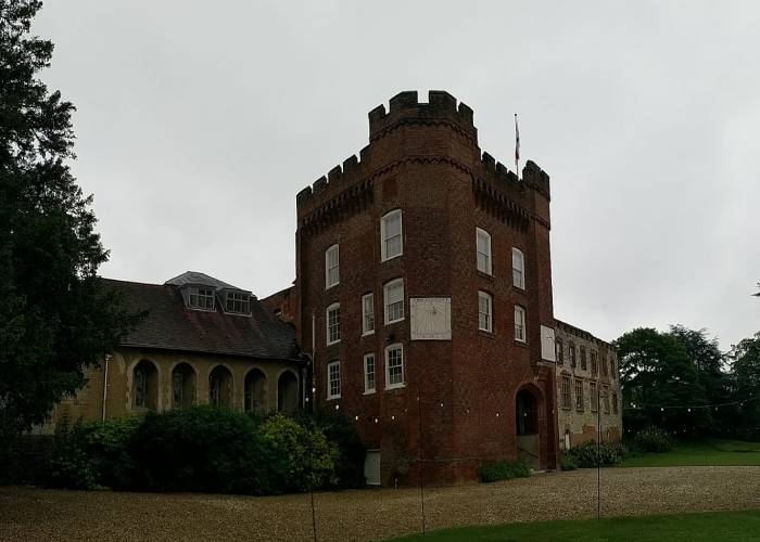 Farnham Castle (c) Syd Moore