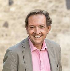 Off to the Dordogne with Martin Walker
