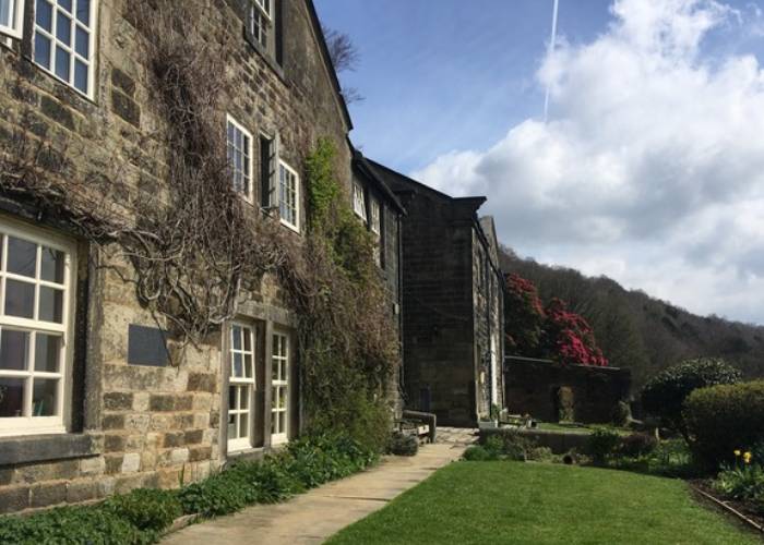 Lumb Bank Heptonstall (c) Liz Flanagan 